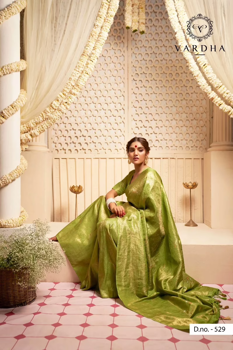 Amara Green Zari Women Saree - Image 2