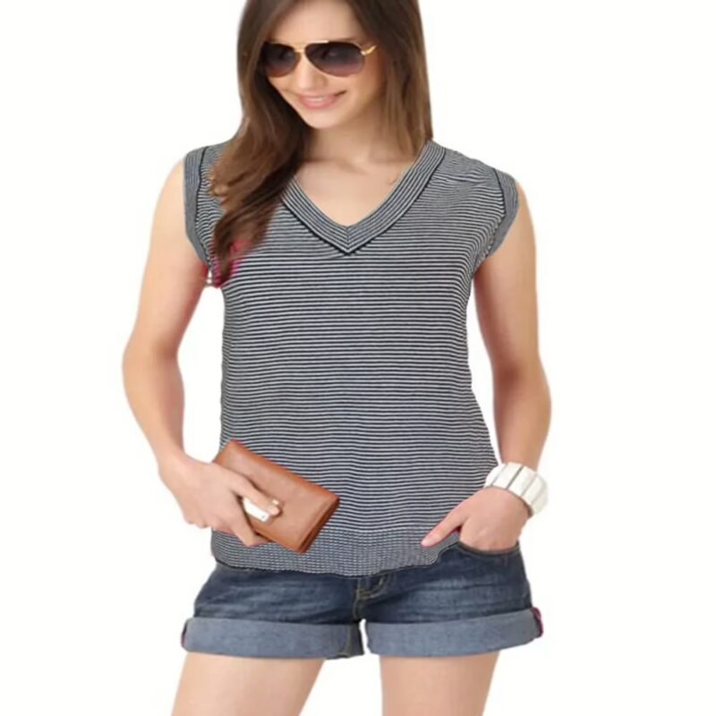 Lindamatthews Black & White Stripes V Neck Sleeveless Sweater