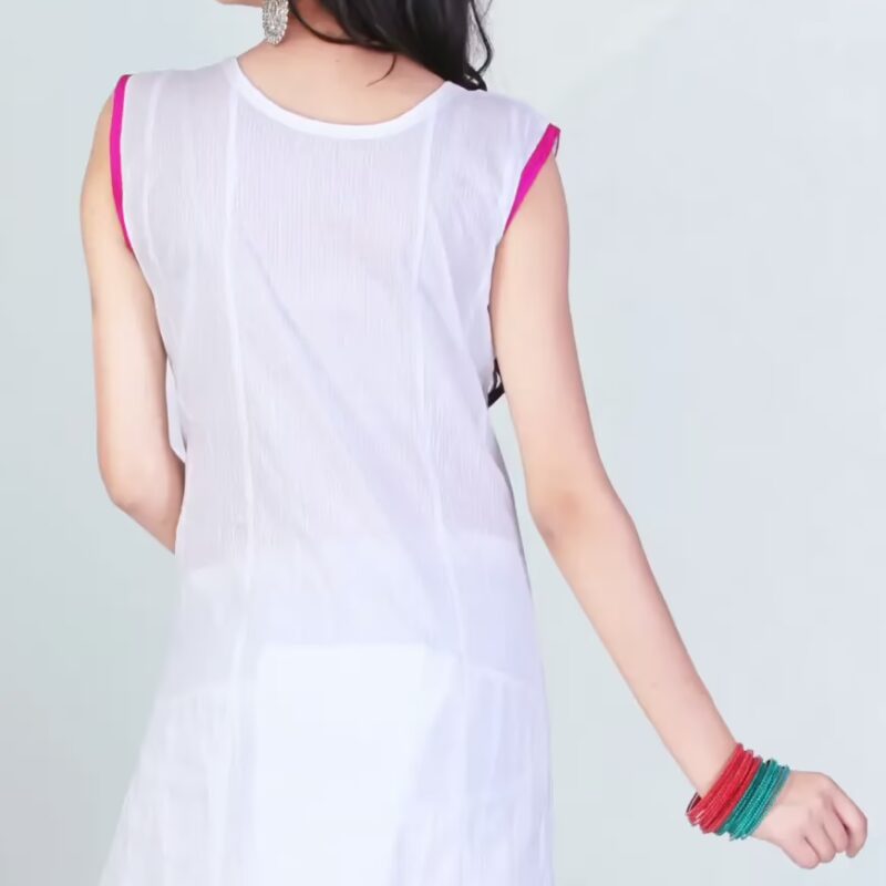 Pazaar Tulip Off -White Embroidered Magenta Floral Festival kurti