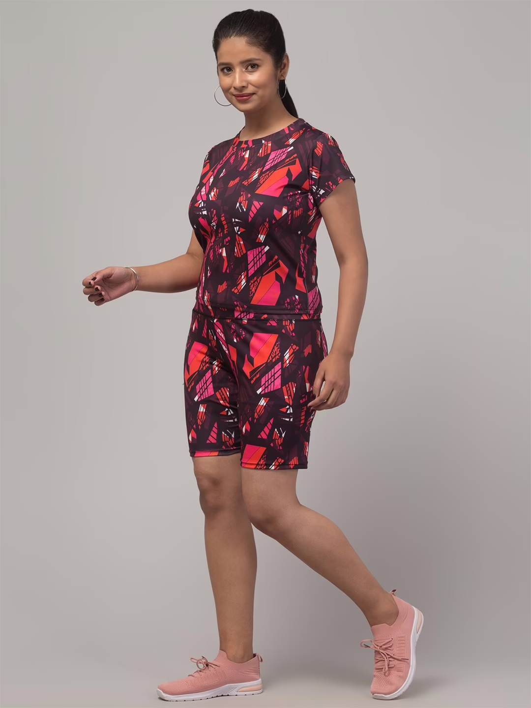 Fabulous Printed Women Gym Crop Tops Set - Image 2