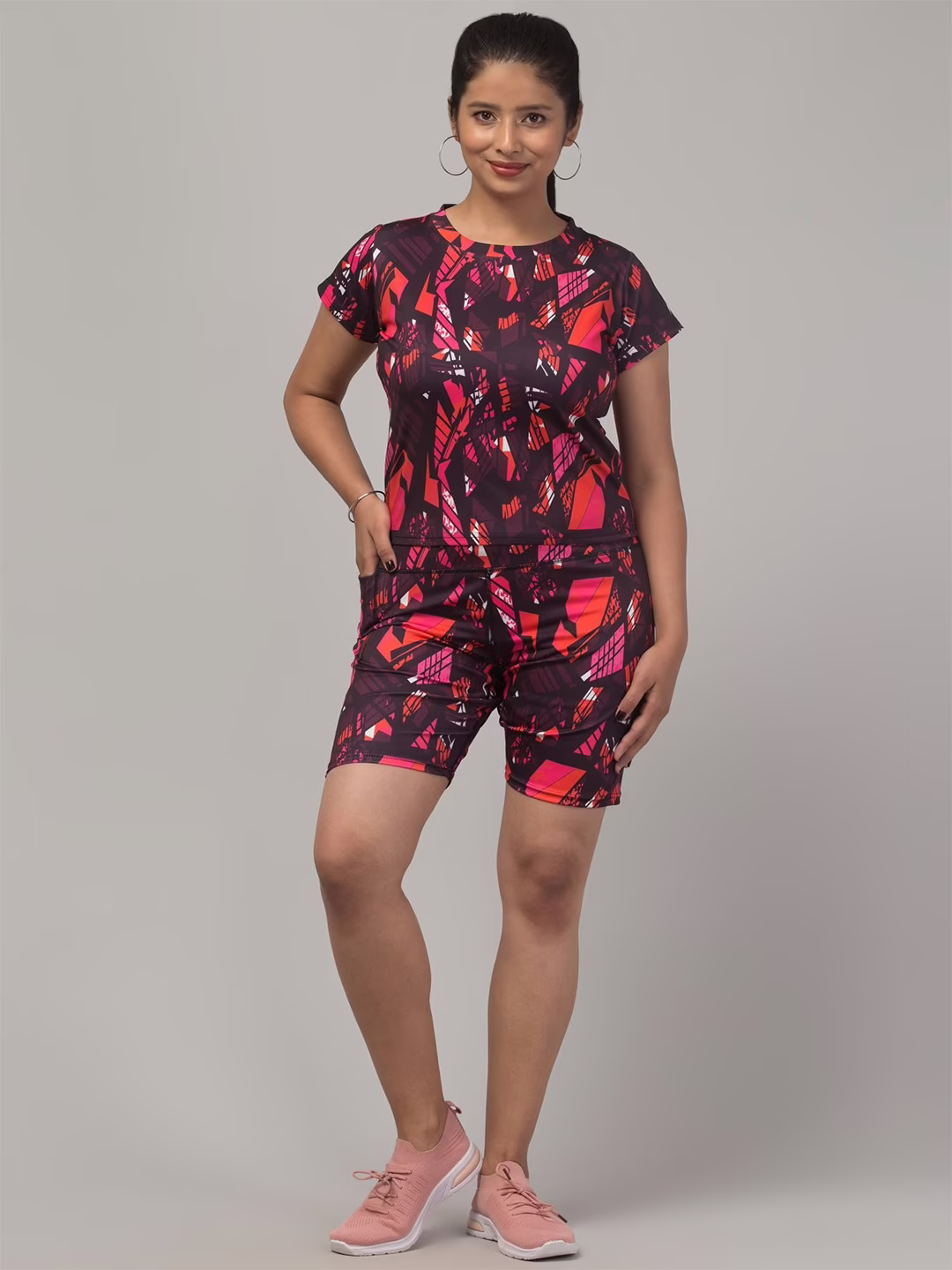 Fabulous Printed Women Gym Crop Tops Set - Image 3