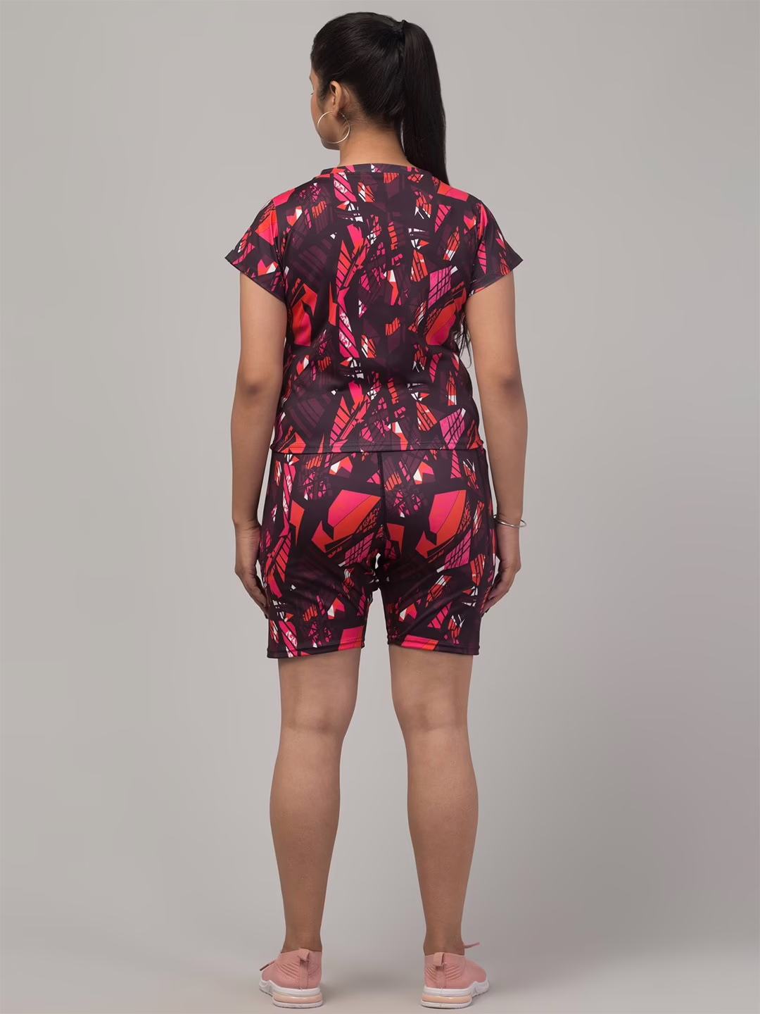 Fabulous Printed Women Gym Crop Tops Set - Image 4