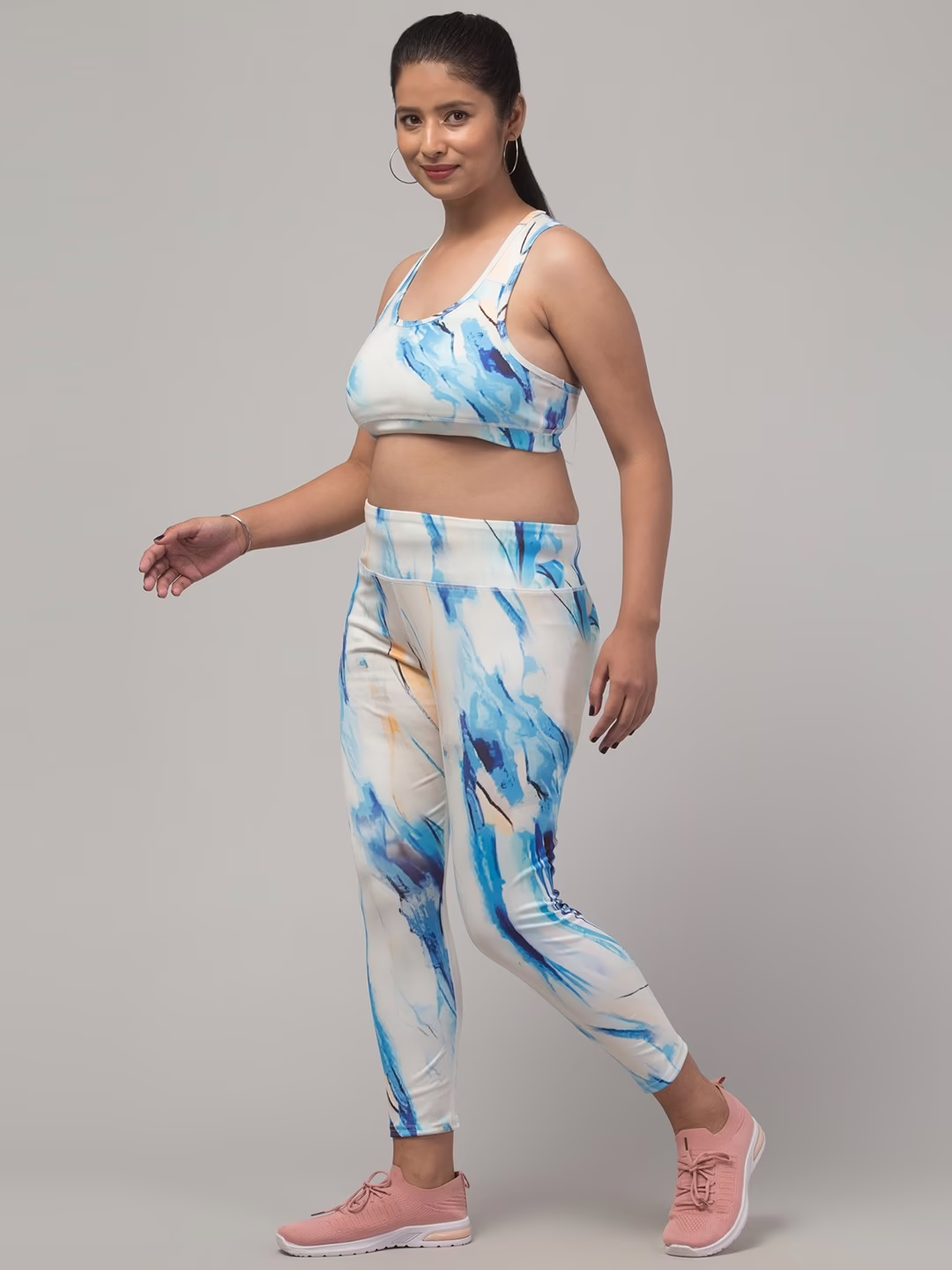 Elegant Printed Women Gym Tights and Bra Set - Image 4