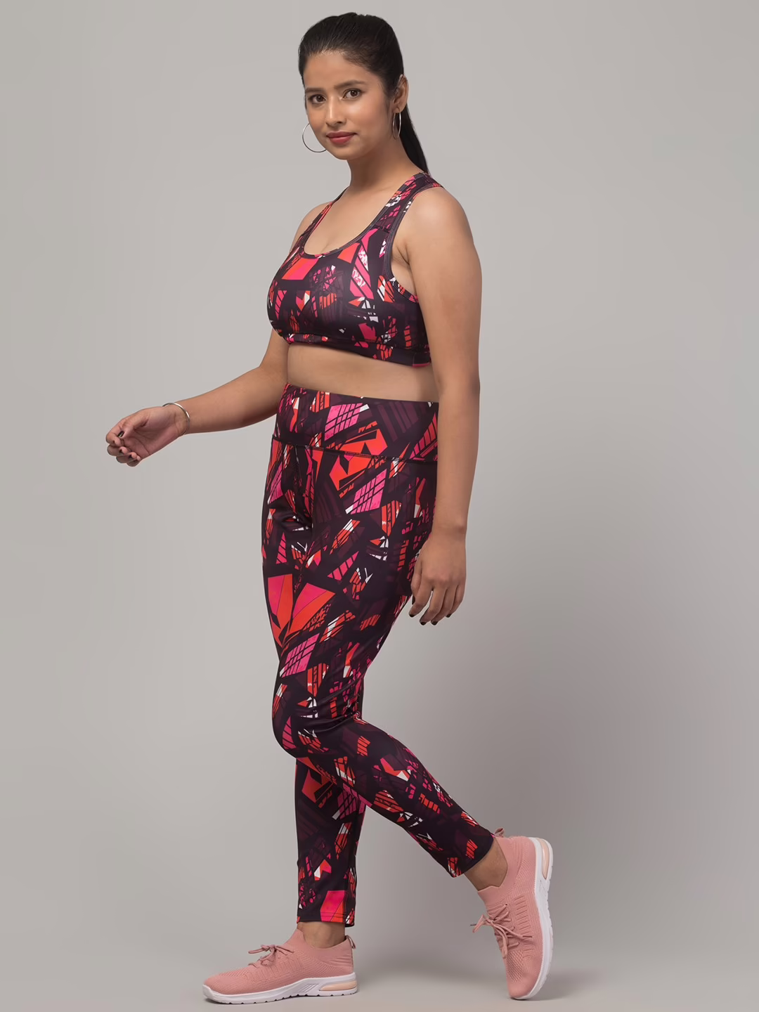 Classy Printed Women Gym Tights and Bra Set - Image 2